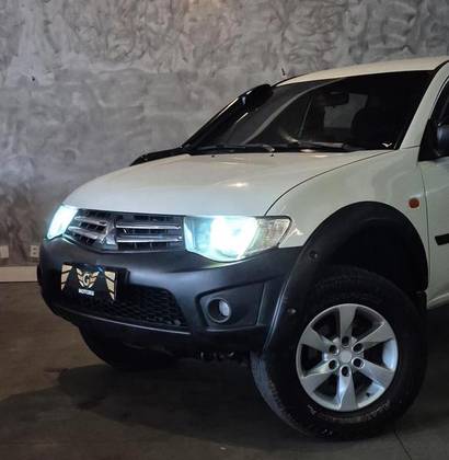 MITSUBISHI L200 TRITON 2.4 GL 4X2 CD 16V FLEX 4P MANUAL